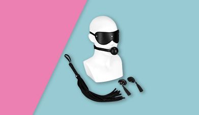 4-teiliges BDSM-Set von EIS in schwarz auf pink-türkisem Hintergrund